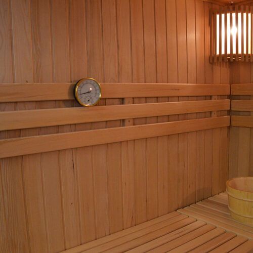 MO-EA4 Sauna sucha z piecem 200X180X200 cm 6