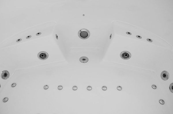 MUE-002A Wanna łazienkowa SPA z hydromasażem 150x150x70cm